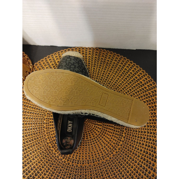 DKNY Espadrilles size 6M - Picture 5 of 5